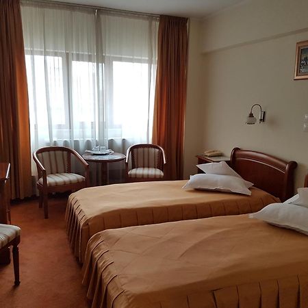 Hotel Moldova Яш Екстериор снимка
