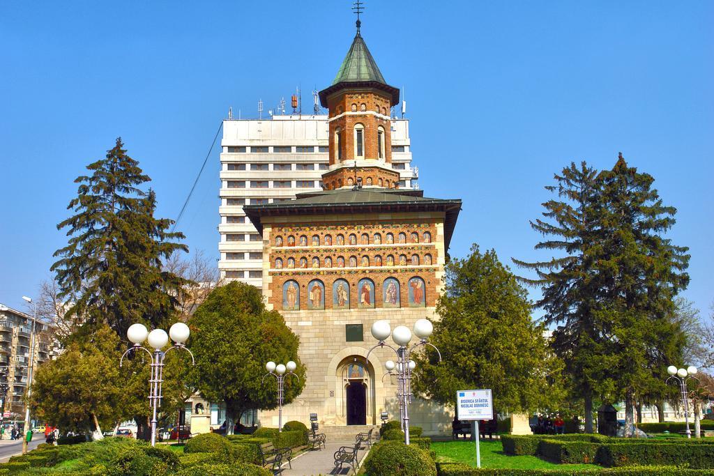 Hotel Moldova Яш Екстериор снимка